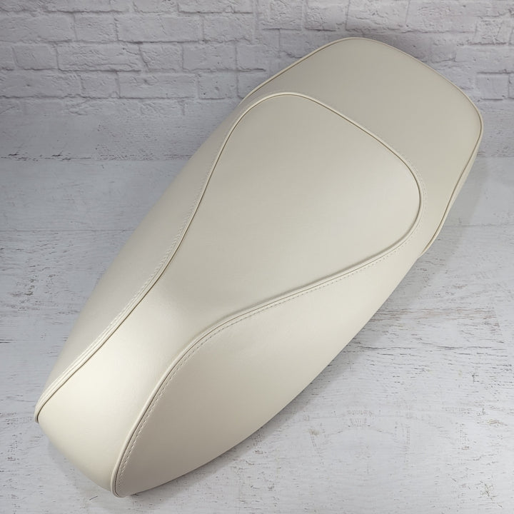 Vespa GTS 250 300 Seat Cover Cream White with Piping